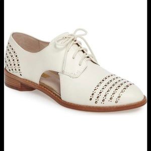Louise et Cie Felta White Oxfords Size 8/38